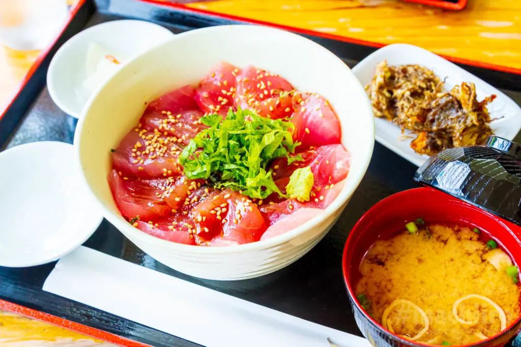 マングローブパークレストラン 奄美産まぐろ丼 Machiiro 記事写真 1